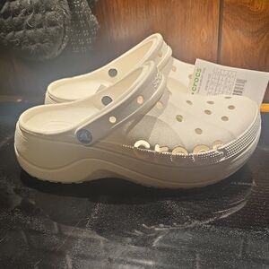 CROCS Classic Platform Clog in White